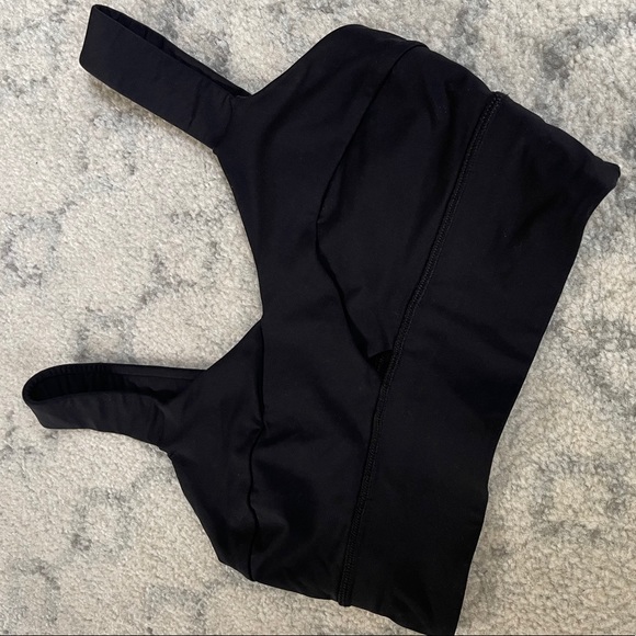 Lululemon Sports Bra Black - Picture 2 of 4